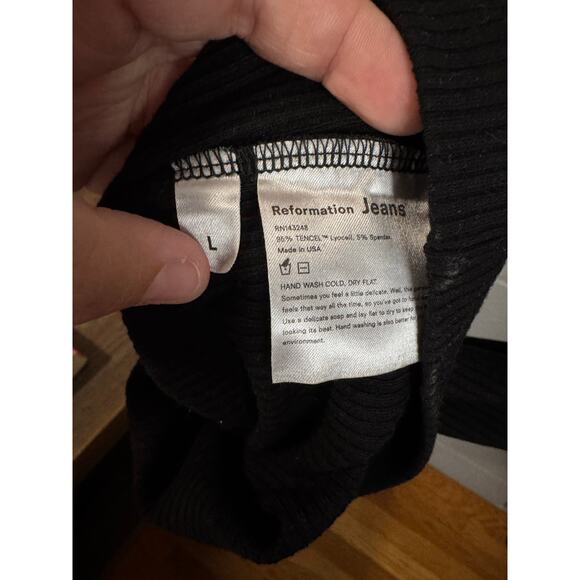 Womens Reformation Jeans Bohemian Kelsi Ribbed Crop Jumpsuit Quiet Luxury size L - Picture 4 of 5